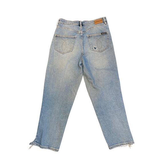 Calvin Klein Jeans Light Wash High Waisted Straight Leg distressed frayed hem - Picture 2 of 5